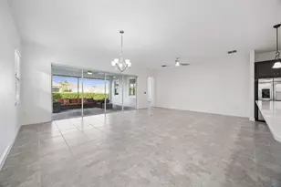 5013 E Fountainwood Dr, Saint Cloud, FL 34772 - Photo 5