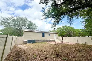 2115 Bruce St, Lakeland, FL 33801 - Photo 17