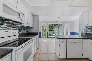 1318 Chebon Ct Ct, Apopka, FL 32712 - Photo 13