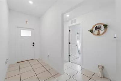 1923 Red Loop, Lakeland, FL 33801 - Photo 11