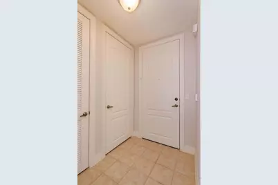 509 Mirasol Circle #102, Kissimmee, FL 34747 - Photo 3