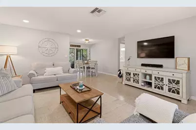 517 S Peninsula Avenue, New Smyrna Beach, FL 32169 - Photo 5