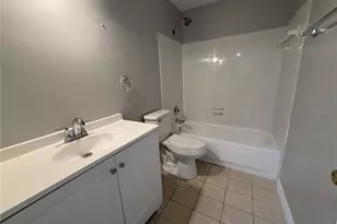 2800 N Powers Dr, Orlando, FL 32818 - Photo 21