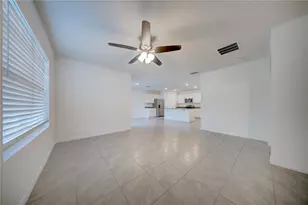 5327 Timberland Ave, Saint Cloud, FL 34771 - Photo 9