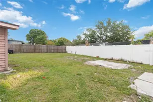 2601 Kimberly Dr, Deltona, FL 32738 - Photo 23