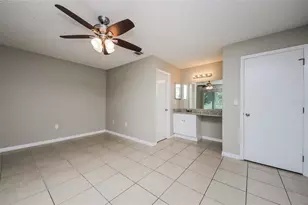211 Cobalt Dr, Kissimmee, FL 34758 - Photo 9