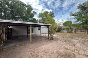 2126 Smithfield Cir S, Lakeland, FL 33801 - Photo 15