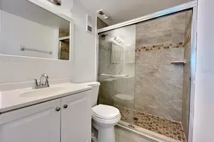 865 Sky Lake Cir, Orlando, FL 32809 - Photo 13