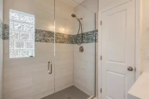 4149 Montrose Ct, Orlando, FL 32812 - Photo 9