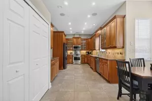 1713 Kaleywood Ct, Orlando, FL 32806 - Photo 5