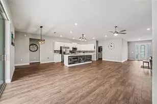 3102 Kendal Wy, Lakeland, FL 33813 - Photo 5