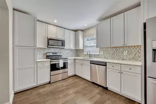 3202 Drake Dr, Orlando, FL 32810 - Photo 15