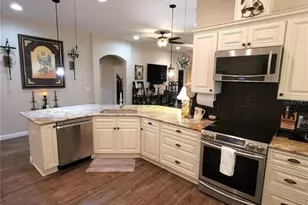 1001 Torreya Way, Odessa, FL 33556 - Photo 11