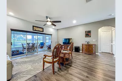 27327 Roanoke Drive, Leesburg, FL 34748 - Photo 13