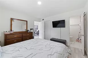 214 N Thompson Rd, Apopka, FL 32703 - Photo 11