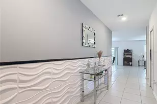 1699 Red Loop, Lakeland, FL 33801 - Photo 3