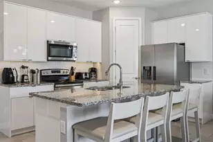 8008 Formosa Vly Pl, Kissimmee, FL 34747 - Photo 9