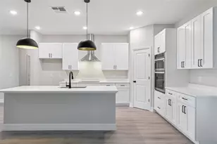 42875 Honeysuckle St, Eustis, FL 32736 - Photo 5