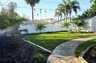 3435 Overlook Dr NE, Saint Petersburg, FL 33703 - Photo 47