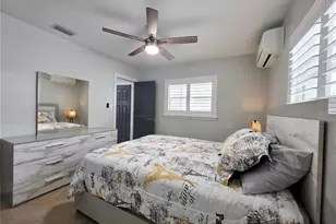 3435 Overlook Dr NE, Saint Petersburg, FL 33703 - Photo 17