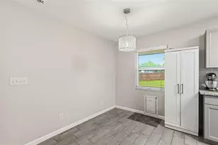 3715 Trianon Dr, Orlando, FL 32818 - Photo 9