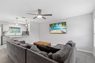 3715 Trianon Dr, Orlando, FL 32818 - Photo 15