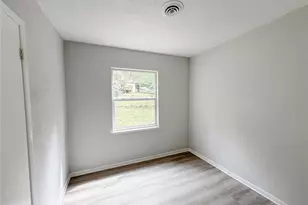 1710 SE 33rd St, Gainesville, FL 32641 - Photo 17