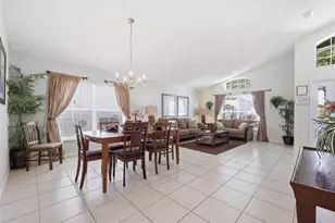 2721 Lido Key Dr, Kissimmee, FL 34747 - Photo 9