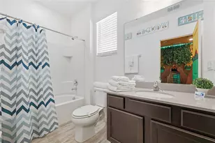 2437 Shanti Dr, Kissimmee, FL 34746 - Photo 25