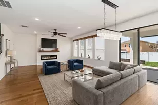 911 Arbor Pointe Ave, Minneola, FL 34715 - Photo 5