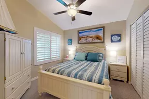 402 Bouchelle Dr, New Smyrna Beach, FL 32169 - Photo 15