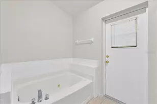112 Azalea Dr, Davenport, FL 33837 - Photo 9