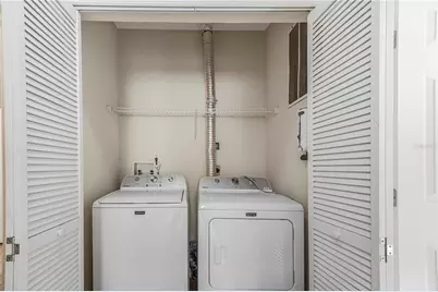 6025 Westgate Drive #2527, Orlando, FL 32835 - Photo 11