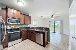 1360 Windsor Lake Cir, Sanford, FL 32773 - Photo 11