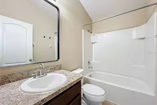 1360 Windsor Lake Cir, Sanford, FL 32773 - Photo 33
