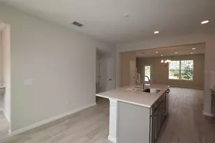 1402 Mount Royal Dr, Saint Cloud, FL 34771 - Photo 3