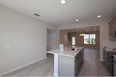 1402 Mount Royal Drive, Saint Cloud, FL 34771 - Photo 5