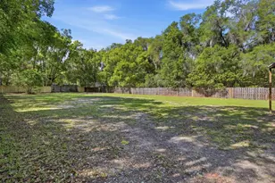 550 E Minnesota Ave, Orange City, FL 32763 - Photo 15