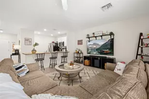 9014 Wildflower Ln, Kissimmee, FL 34747 - Photo 5