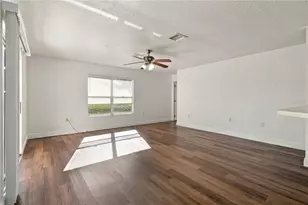 1417 Sarasota Dr, Kissimmee, FL 34759 - Photo 9