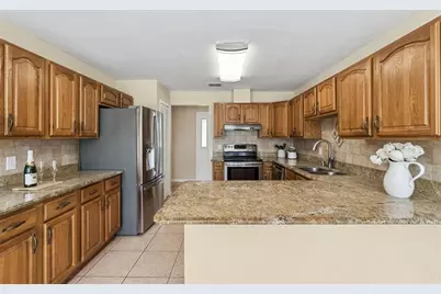 4136 Tall Tree Drive, Orlando, FL 32810 - Photo 15