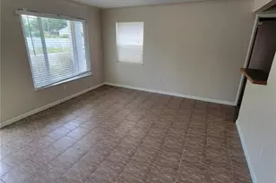 250 37th St N, Saint Petersburg, FL 33713 - Photo 3