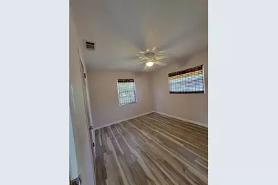 250 37th Street N, Saint Petersburg, FL 33713 - Photo 5
