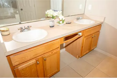 4129 NE 19th Place, Cape Coral, FL 33909 - Photo 9