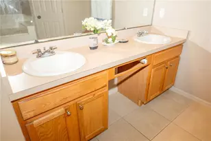 4129 NE 19th Pl, Cape Coral, FL 33909 - Photo 9