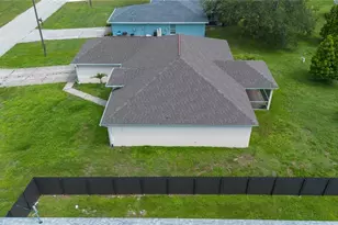 4129 NE 19th Pl, Cape Coral, FL 33909 - Photo 39