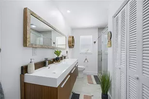 2436 Constitution Blvd, Sarasota, FL 34231 - Photo 19