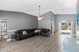 601 Arlington Ct, Eustis, FL 32726 - Photo 5