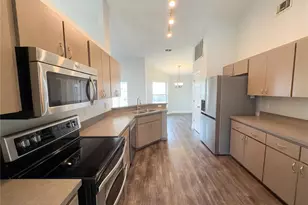 1034 Summer Glen Dr, Winter Haven, FL 33880 - Photo 5