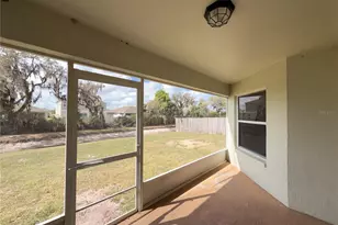 1034 Summer Glen Dr, Winter Haven, FL 33880 - Photo 15